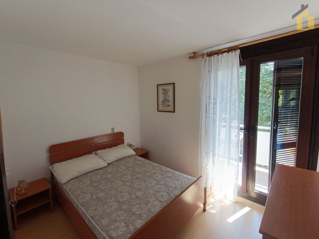 Červar - Porat, 3-sobni apartman, 46,64 m2, 2 loggie (prodaja)