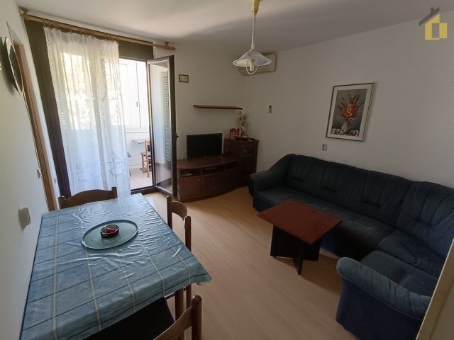 Červar - Porat, 3-sobni apartman, 46,64 m2, 2 loggie (prodaja)