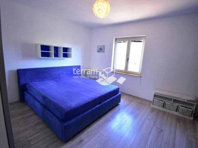Istra, Medulin, samostojeća kuća sa dva stana, prostrana okućnica, blizina mora, vlasništvo uredno!! #prodaja