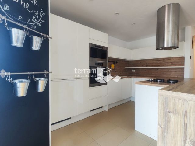 Istra, Pula, stan 122m2, 3SS+DB, TOP LOKACIJA, garaža #prodaja
