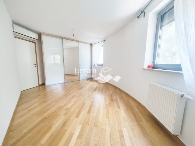 Istra, Pula, stan 122m2, 3SS+DB, TOP LOKACIJA, garaža #prodaja